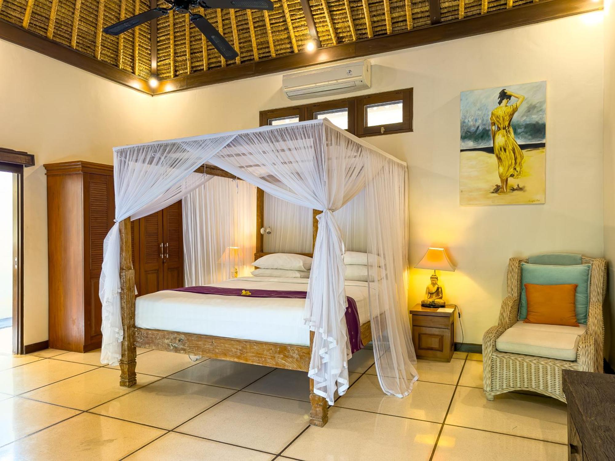 Villa Bugis Kayu Aya Seminyak Værelse billede