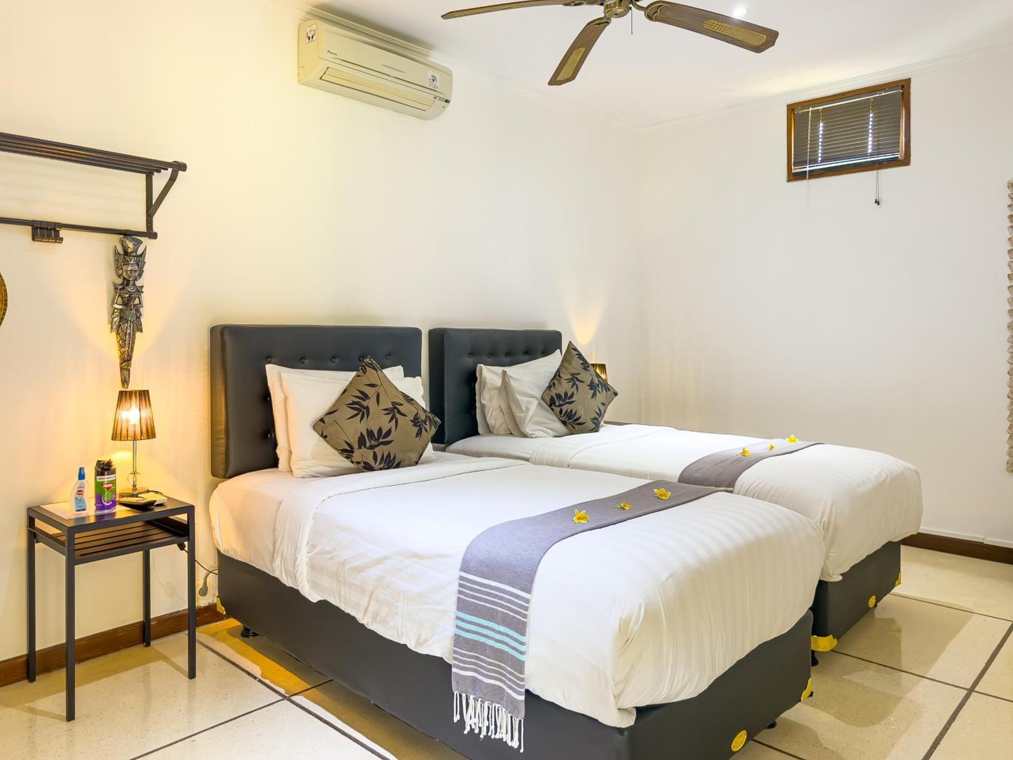 Villa Bugis Kayu Aya Seminyak Værelse billede