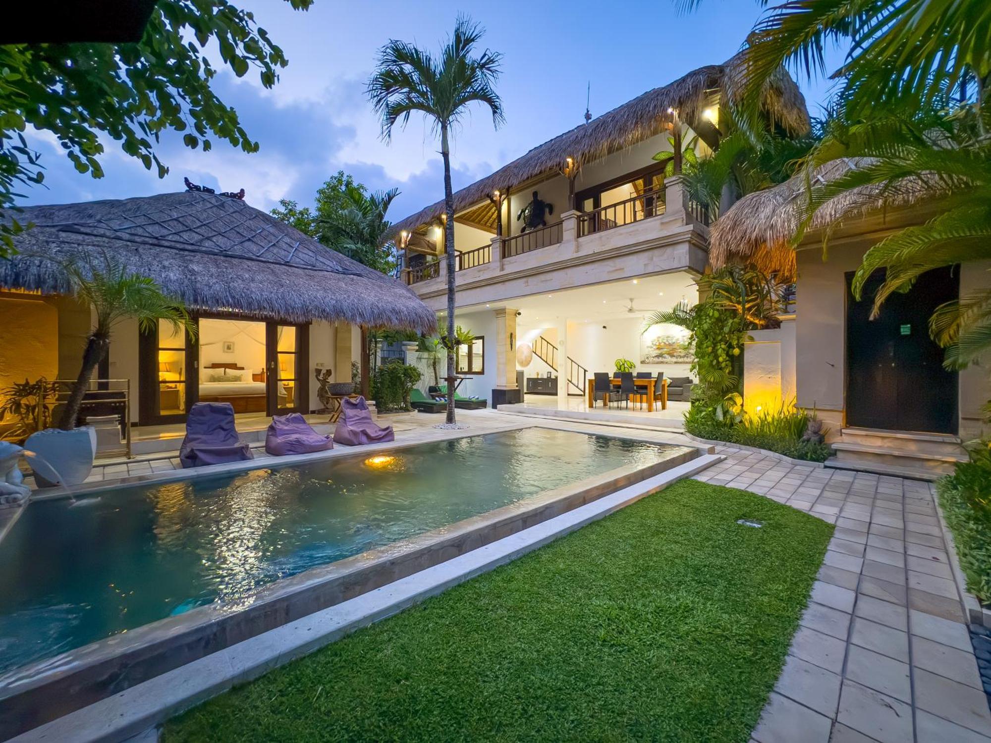 Villa Bugis Kayu Aya Seminyak Værelse billede
