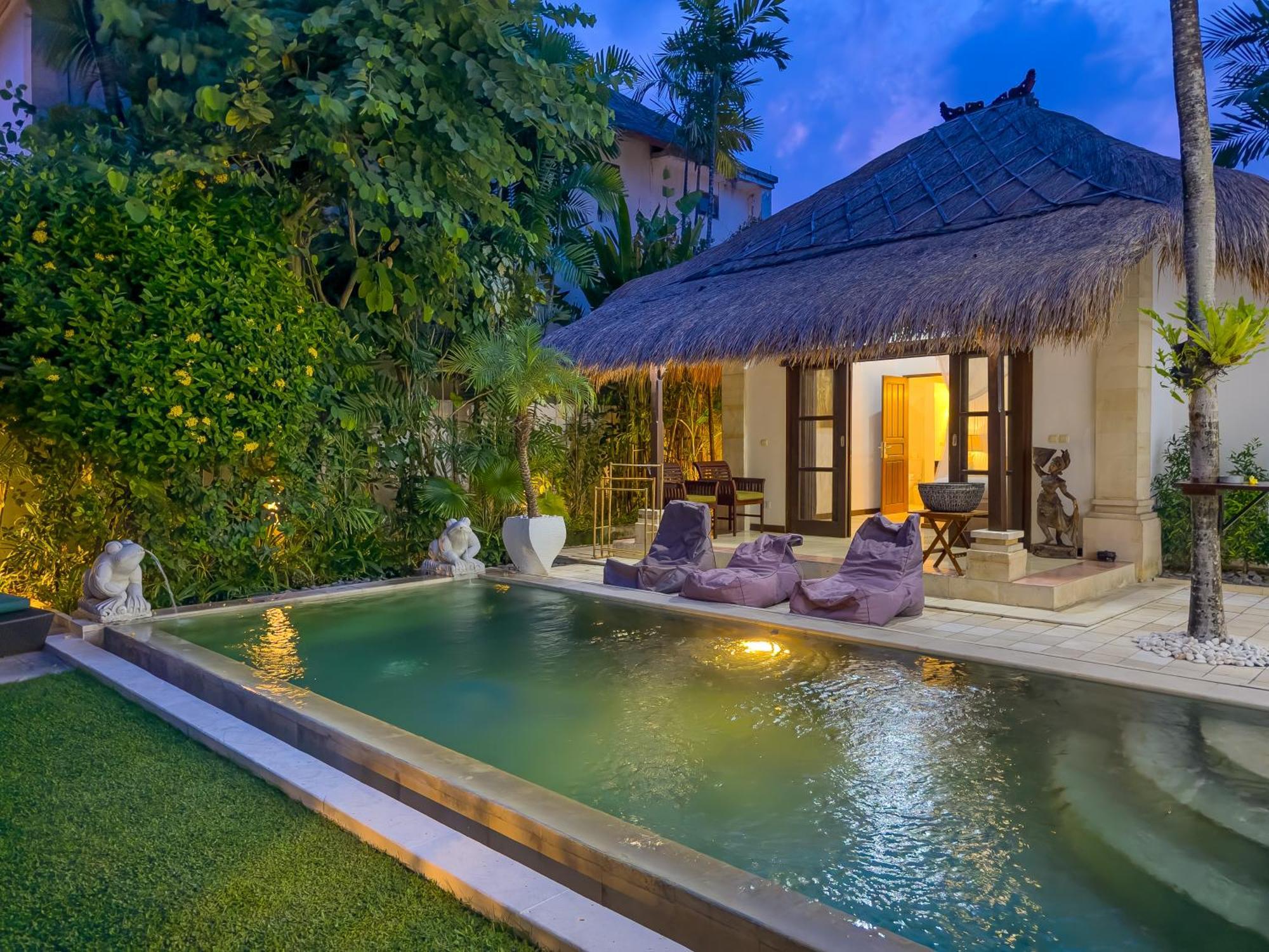 Villa Bugis Kayu Aya Seminyak Værelse billede